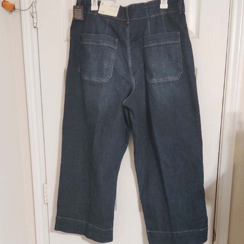 a.n.a Ladie's Dark Blue Relaxed Jeans - Picture 2 of 4